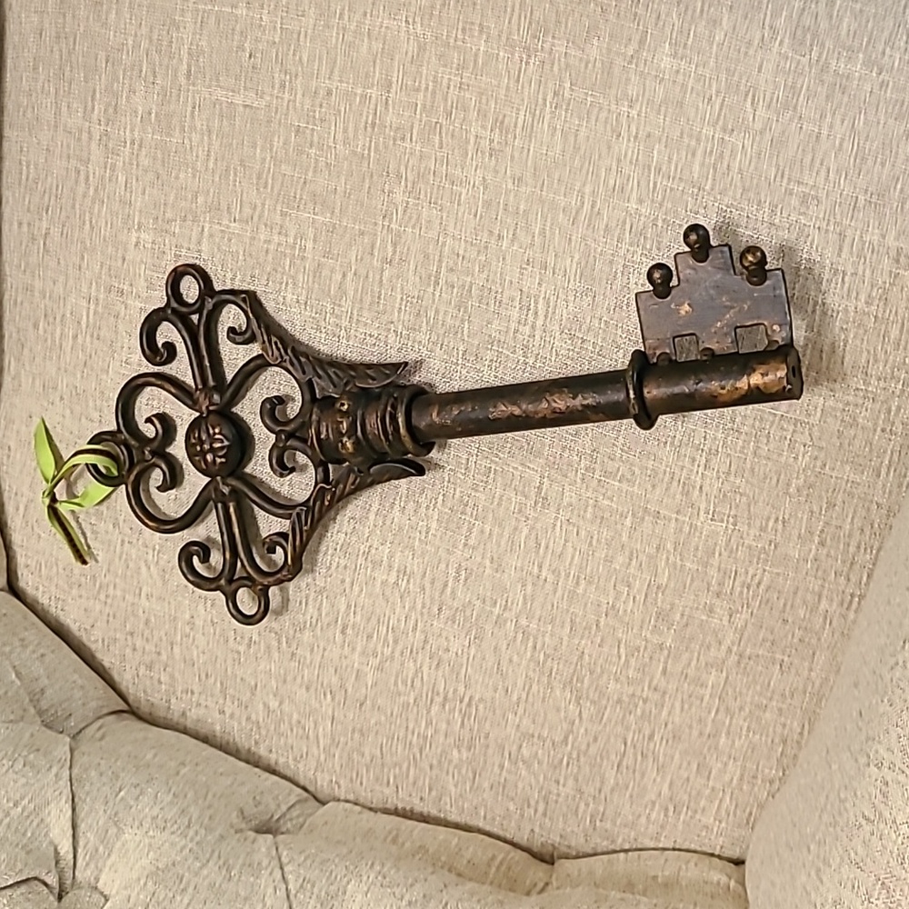 Vintage Big Heavy Iron Key